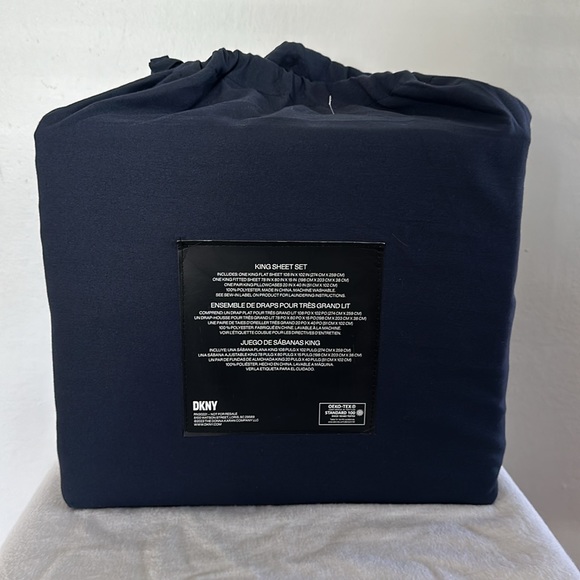 DKNY King Sheet Set - Picture 2 of 3